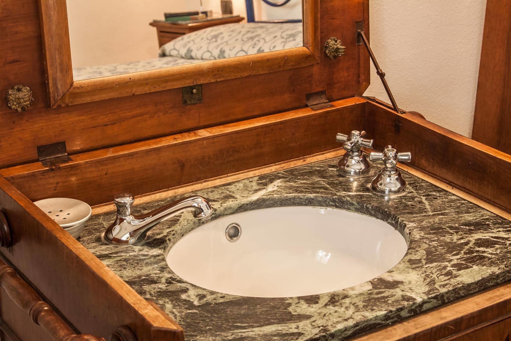 Bed and breakfast Casa Rovai 3*